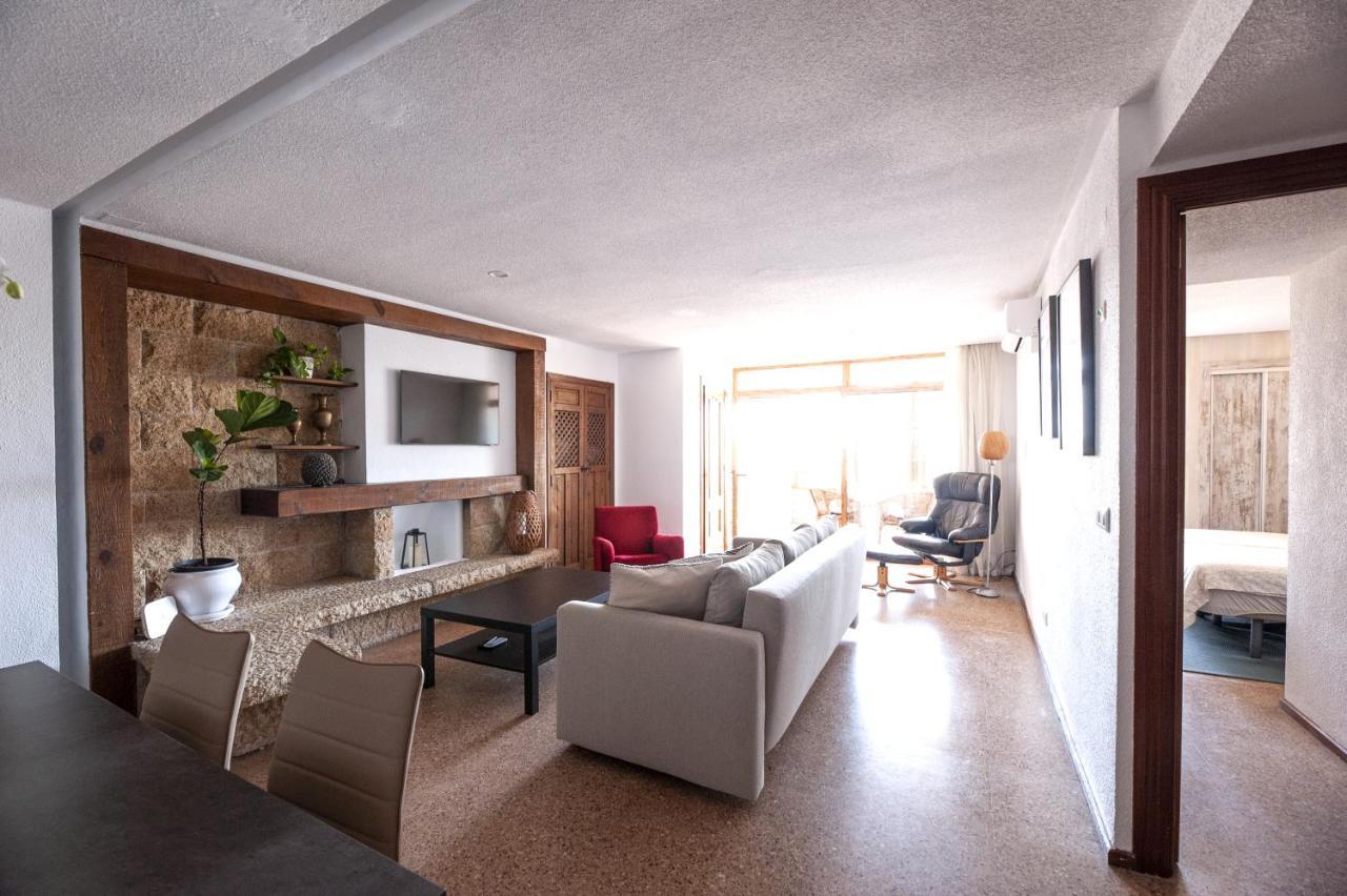 La Nogalera Apt City Center 托雷莫利诺斯 外观 照片